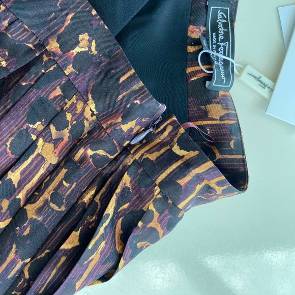 SALVATORE FERRAGAMO FLARED CHECKED SKIRT mu628 - Picture 9 of 13